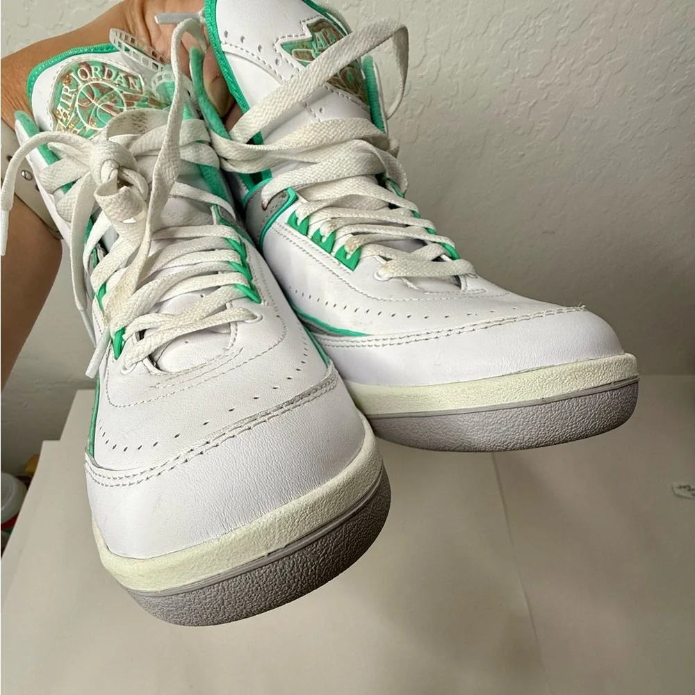 Nike Air Jordan 2 Retro Shoes Womens Size 10.5 Sneakers Crystal Mint‎ White